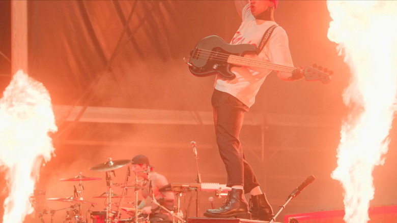 Twenty One Pilots: More Than We Ever Imagined still 6