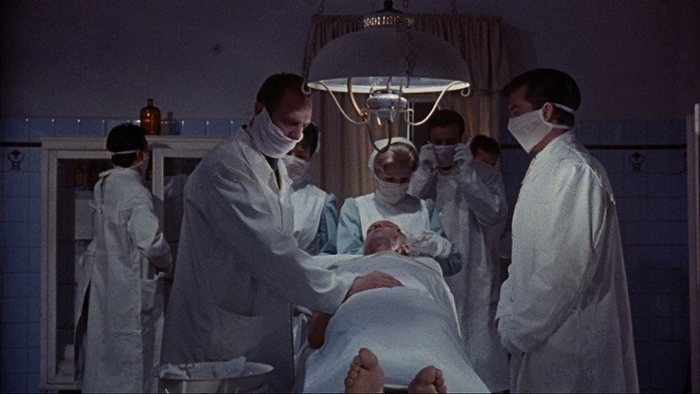 The Horrible Dr. Hichcock still 3