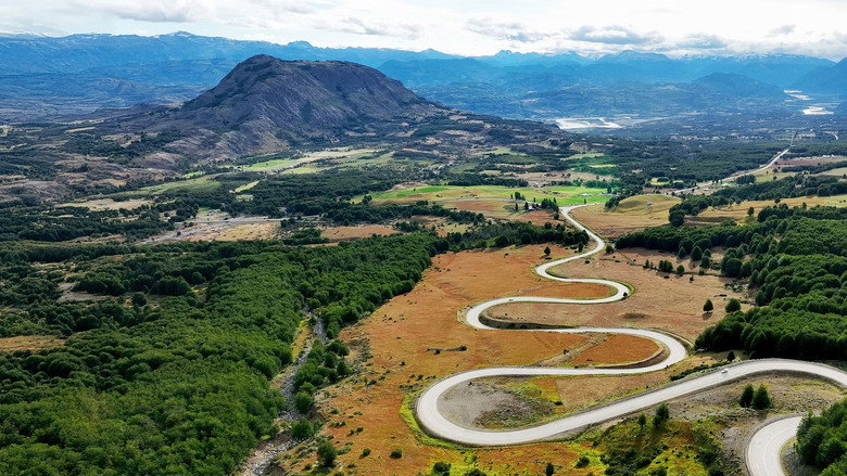 Hot Roads - The World's Most Dangerous Roads still 2