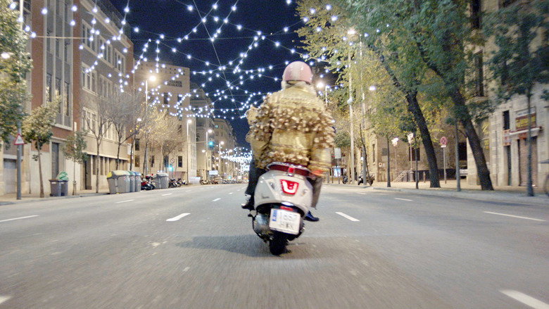 Barcelona Christmas Night still 1