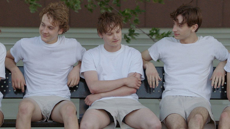 Genesis still 8